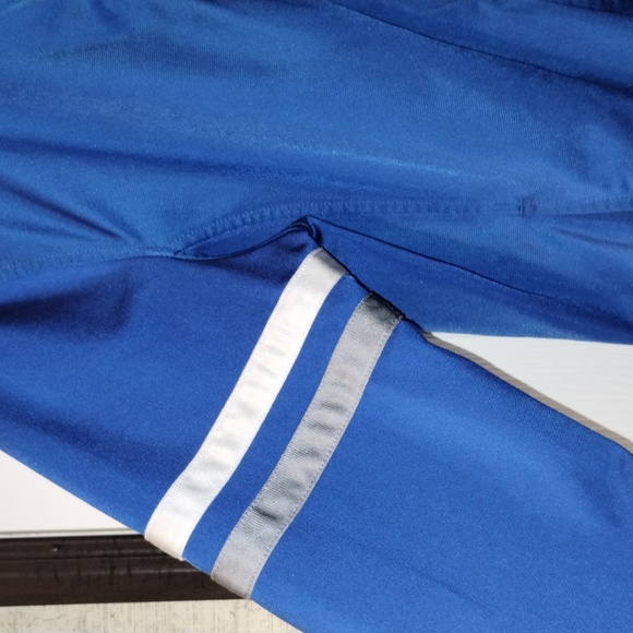 EUC Under Armour full zip Jacket with pockets - Picture 11 of 14